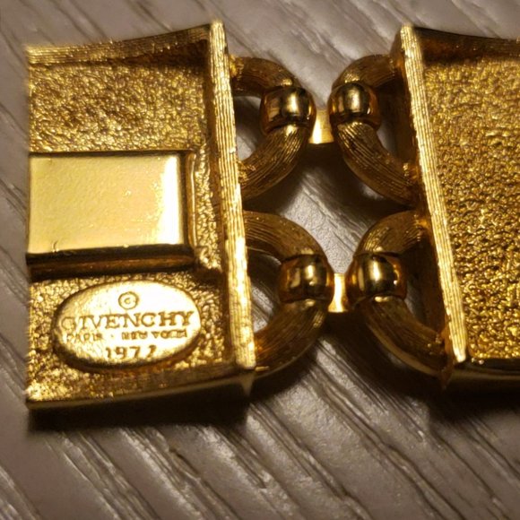 Givenchy Vintage 4G Logo Bracelet 1977 Gold-Plated Collector - Picture 14 of 16